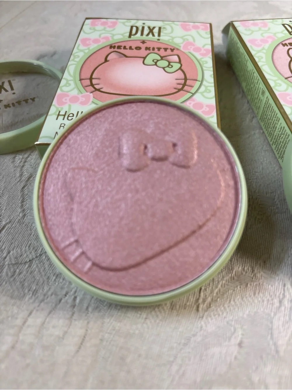 Pixi x Hello Kitty Glowy Powder Friendly Blush & Sweet Highlighter Duo Bundle